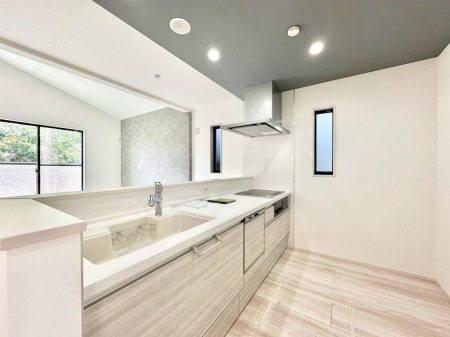 Lb`@u₩ȕʂ蔲Lb`B̂Ŗ邭Cɂ𗧂܂B  