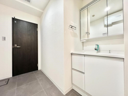 ���ʑ�E���ʏ��@������������ʉ��ώ��Œ��̐g�x�x�����K  