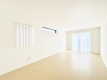 ���r���O�@�ǂ��ɂ��Ă��Ƒ��̂Ȃ������������R�~���j�P�[�V�������r���O�B 