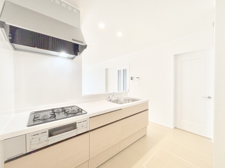 �L�b�`���@�������������I�ɁA�y�����I�V�X�e���L�b�`��  