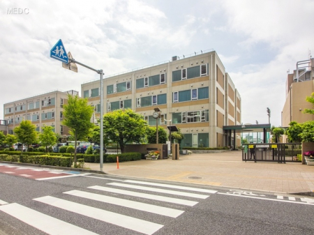 ӊ@wZ 698m ܎s΂wZ