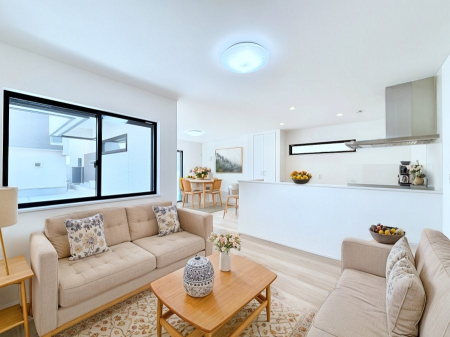 rO@Ƒ̓₩Șbŕ܂閾邢rO  ƋCGł