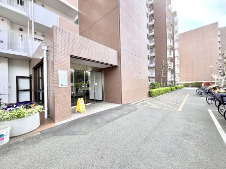 GgX@O YȃGgX́AZ҂D}Ă܂  