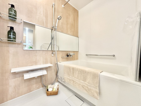 �����@����̔�������Ă����o�X���[��    