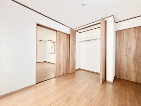 ���̑����ρ@�؂̉����肪�₳�����t���[�����O�͈��炬�������炷�Z���