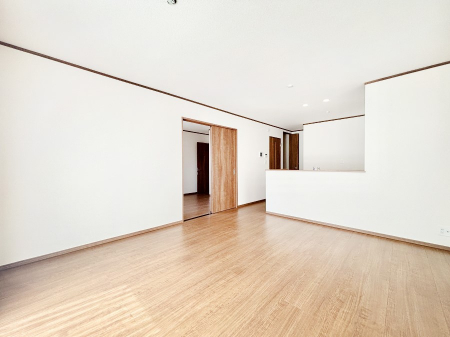 ���̑����ρ@�Ƒ������R�ƏW�܂�e���̃X�y�[�X�ɂȂ肻��  