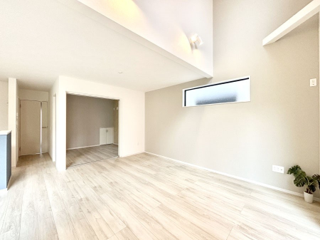 rO@͋Ĉkcj͉Ƒ݂Ȃ̉K  