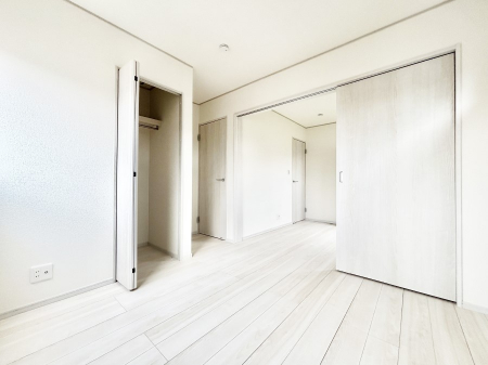 �q�������@���q���܂̂������Ƃ��Ă��I�ߗނ̐������ڂɕ֗��ȃN���[�[�b�g�t���̗m���I