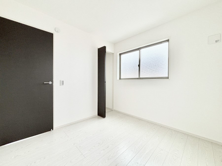 �q�������@�q�ǂ������ɂ҂�����̖��邢��ԁB  