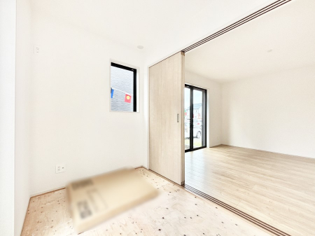 ̑ρ@rOƗׂ荇ĂaBقƈꑧła̋ԂYꂸɁB   