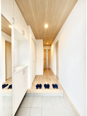 ց@Ƒ̋A₨ql}錺ցB  