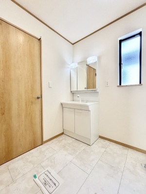 ���̑��@�L�X�Ƃ�Ƃ�̂��郉���h���[�X�y�[�X  