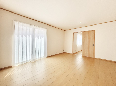 ���̑����ρ@�Ƒ������R�ƏW�܂�e���̃X�y�[�X�ɂȂ肻��    