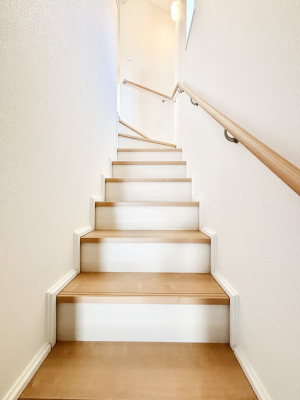 ���̑��@���S�����l�����K�i�ɂ͎肷���ݒu���Ă��܂�  