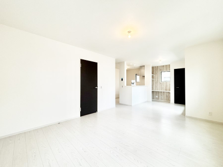 rO@Ƒ̓₩Șbŕ܂閾邢rO