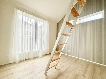 �Q���@���邢�o���R�j�[�T�C�h�ɗm����ݒu�B�ڊo�߂̗ǂ��Q���ɁB     