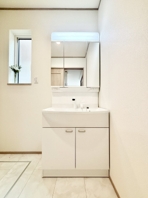 ���ʑ�E���ʏ��@���[�͂Ƌ@�\���ɗD�ꂽ���ʉ��ϑ�    