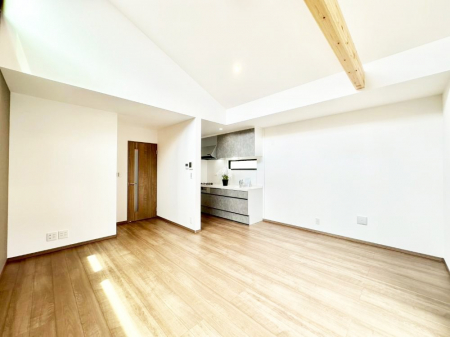 rO@Ƒ̓₩Șbŕ܂閾邢rO