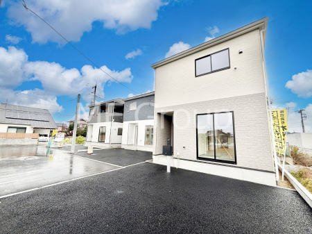 ���n�O�ώʐ^�@�������ꂽ�O�ρA�㎿�ȏZ��Ԃ��L���鎺���͉i�����S���ĉ߂�����Z���ł��B 