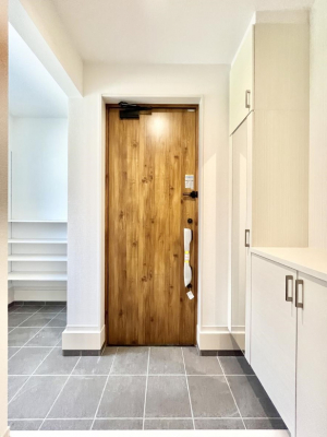 ց@V[YCN[NťցBƑŠCJȂǂ[ł܂B