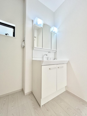 ʑEʏ@傫₷OʋŐʑ́AgȂ݃`FbN┧̂ɂ߂łB 