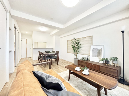 rO@Ƒ̓₩Șbŕ܂閾邢rO