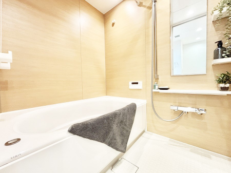 �����@����̔�������Ă���閾�邢�������̂���o�X���[��