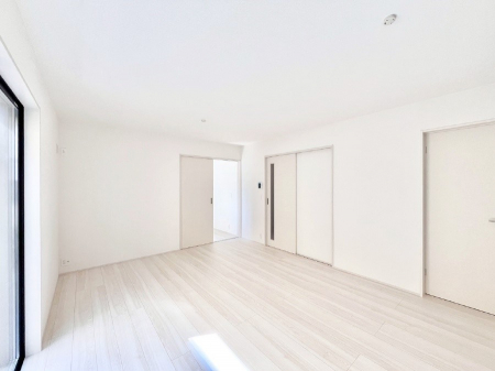 rO@Ƒc̎ԂȂ났̃rO_CjOB