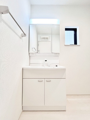 ʑEʏ@傫₷OʋŐʑ́AgȂ݃`FbN┧̂ɂ߂łB 