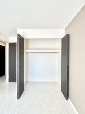 ���[�@�����Ղ�̎��[�X�y�[�X�ŉ��K�ɕ�点���� 