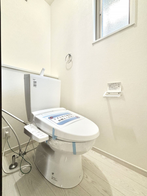 �g�C���@�g�C����1�K��2�K���ꂼ��ɔz�u����Ă��ĂƂĂ��֗��ł��B 