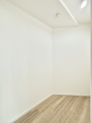 ���[�@�[�ˁB�����Ղ�̎��[�X�y�[�X�ł��ł��Z��Ԃ��X�b�L���ۂĂ����B