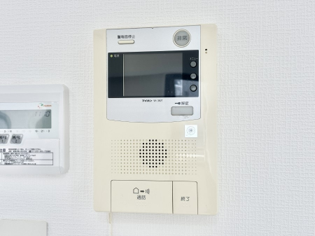 ���̑����ρ@�K��҂���ڂł킩����S�̂s�u���j�^�[�t���C���^�[�z���B   