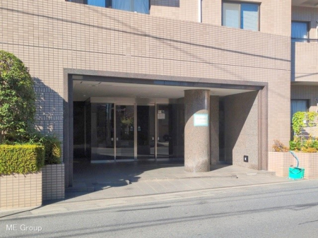 �G���g�����X�@�������������͋C�̃G���g�����X