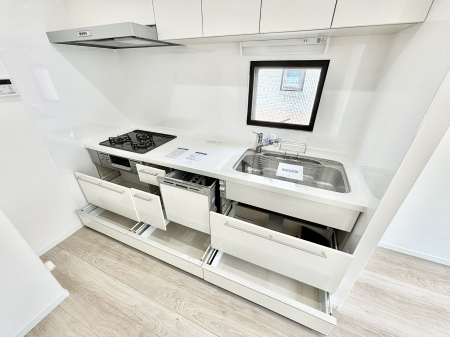 �L�b�`���@�L���Ďg������̂悢�L�b�`���A�������̂������ŉƑ��̏Ί炪�L����܂�