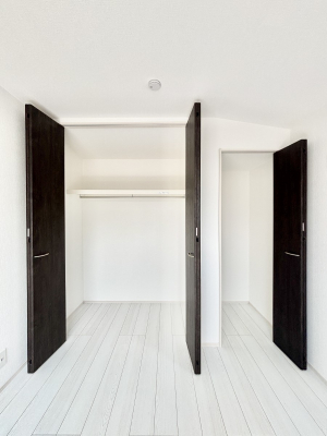 [@m̃N[[bgBŝŌ̈ߗނ܂܂B