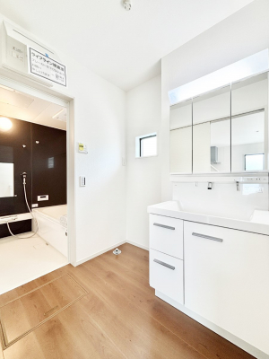 ̑@Lb`Ƃ̓lW݌vŖZԂ̉ƎNN