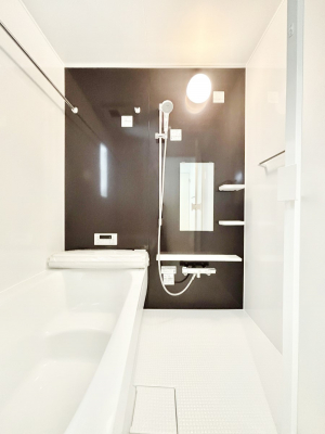 �����@����̔�������Ă���閾�邢�������̂���o�X���[��