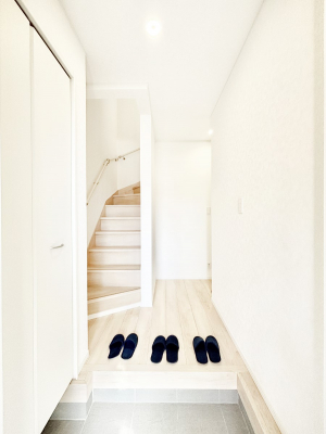 ���ց@�Ƒ��̋A��₨�q�l�������������}���錺��