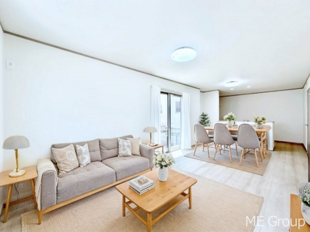 ���r���O�@�������������͋C�̂k�c�j�͉Ƒ��݂�Ȃ̉��K��ԁ��Ƌ��CG�ł�