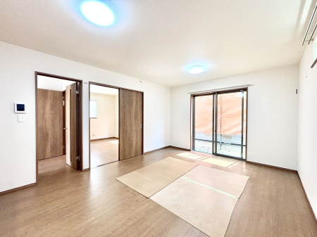 rO@͋Ĉkcj͉Ƒ݂Ȃ̉K  