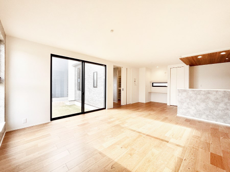 ̑ρ@obƂ₨ql̏hR[i[ȂǂɂgJE^[t̂kcjB