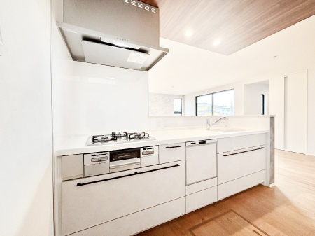 Lb`@JE^[zɊyׂB̂ƔȂ肻ł