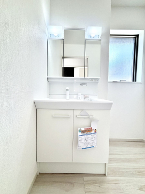 ʑEʏ@傫₷OʋŐʑ́AgȂ݃`FbN┧̂ɂ߂łB 