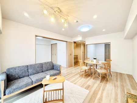 rO@Ƒ̓₩Șbŕ܂閾邢rO  