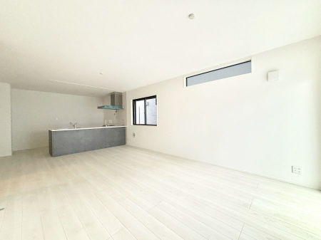 ���r���O�@�Z�ޕ��̌��������o�����A�C���e���A���l����̂��y���݂ȃ��r���O�ł��I 