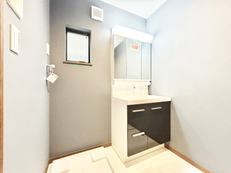 ̑@Ƃ̐ʃXy[XŒ̐gxxNN  