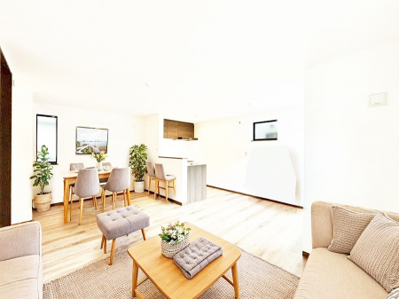 rO@͋Ĉkcj͉Ƒ݂Ȃ̉KԁƋCGł  