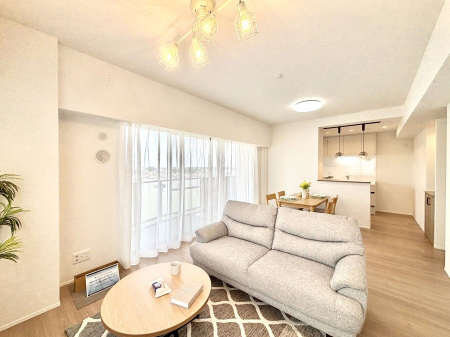 ���r���O�@�������������͋C�̂k�c�j�͉Ƒ��݂�Ȃ̉��K���