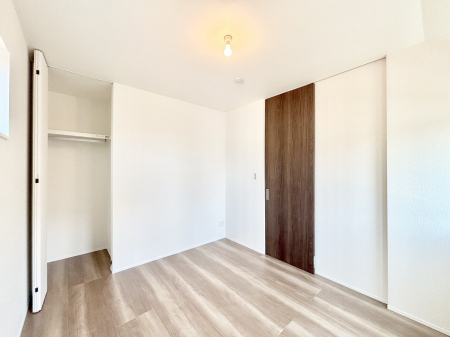 ̑ρ@g₷`ŃxbgƋ̒uɂ邱Ƃ܂B 